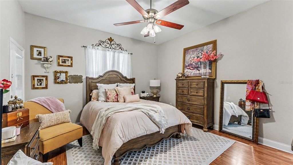 For Sale: $450,000 (4 beds, 2 baths, 2318 Square Feet)