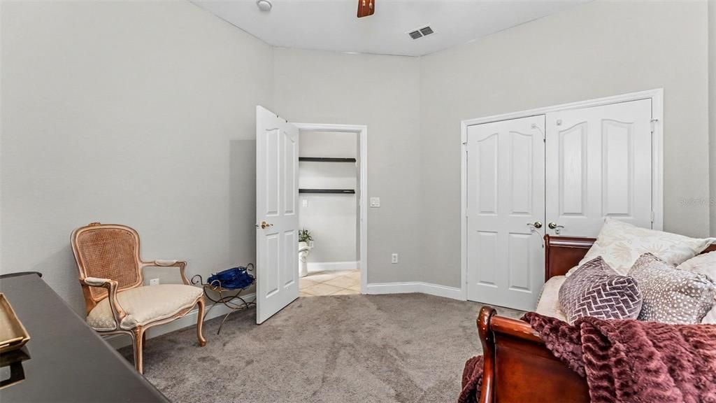 For Sale: $450,000 (4 beds, 2 baths, 2318 Square Feet)