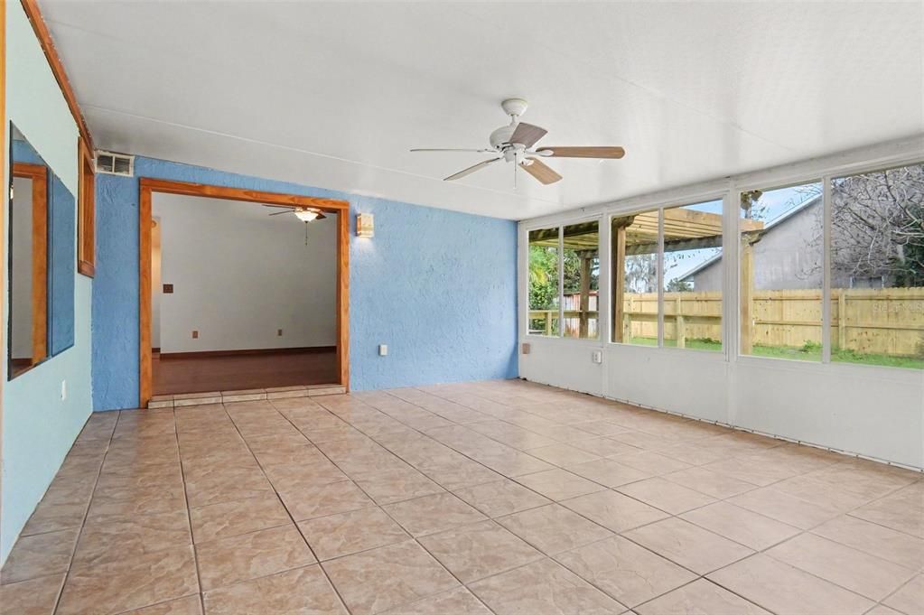 For Sale: $390,000 (3 beds, 2 baths, 1436 Square Feet)