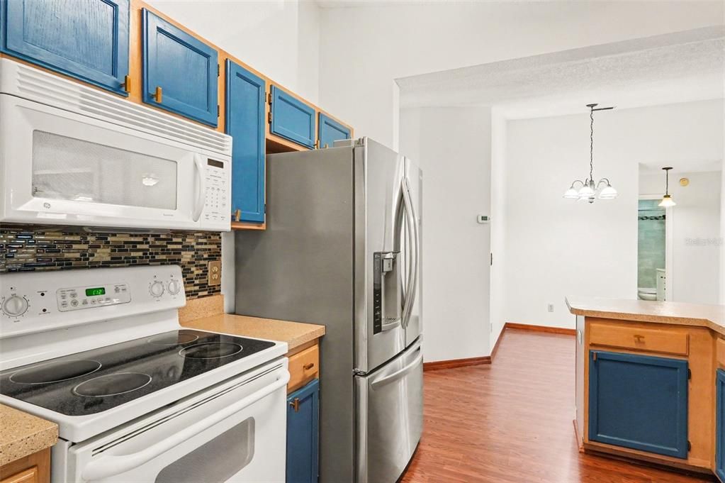 For Sale: $390,000 (3 beds, 2 baths, 1436 Square Feet)