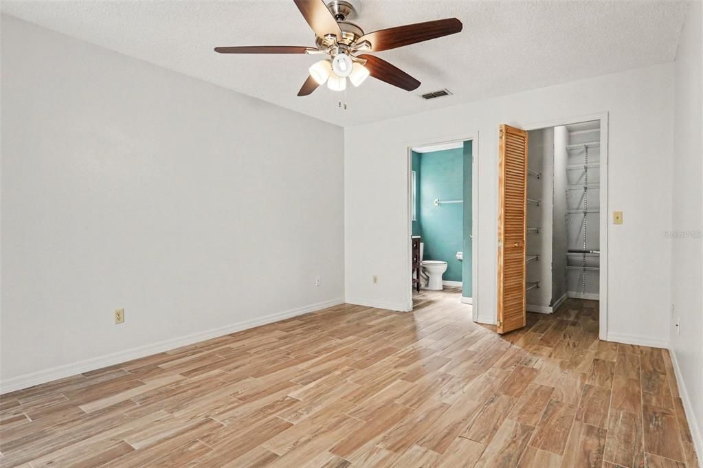 For Sale: $390,000 (3 beds, 2 baths, 1436 Square Feet)