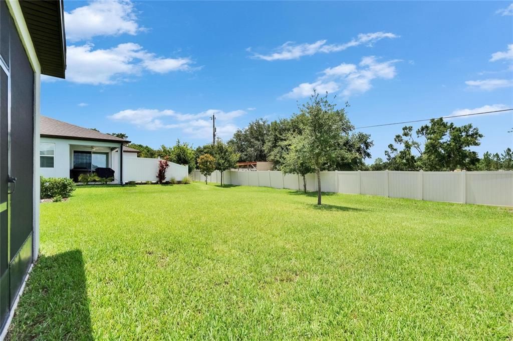 For Rent: $2,600 (4 beds, 2 baths, 1844 Square Feet)