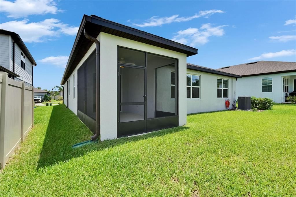 For Rent: $2,600 (4 beds, 2 baths, 1844 Square Feet)