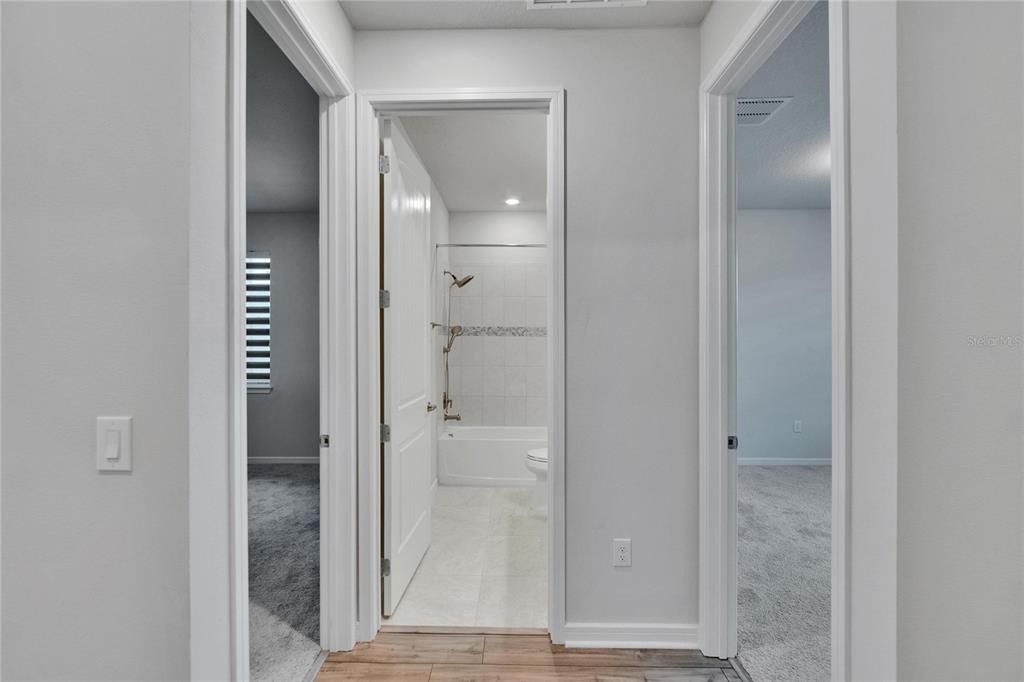 For Rent: $2,600 (4 beds, 2 baths, 1844 Square Feet)