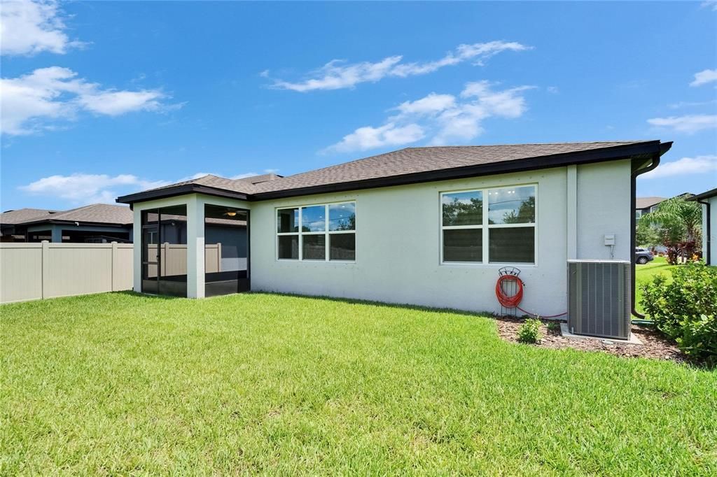 For Rent: $2,600 (4 beds, 2 baths, 1844 Square Feet)