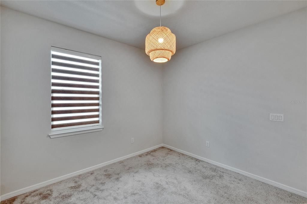For Rent: $2,600 (4 beds, 2 baths, 1844 Square Feet)