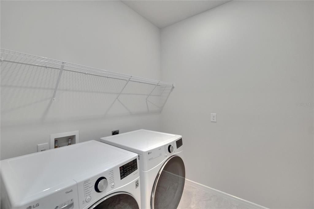 For Rent: $2,600 (4 beds, 2 baths, 1844 Square Feet)