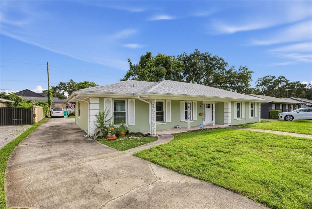 For Sale: $539,000 (4 beds, 2 baths, 2367 Square Feet)