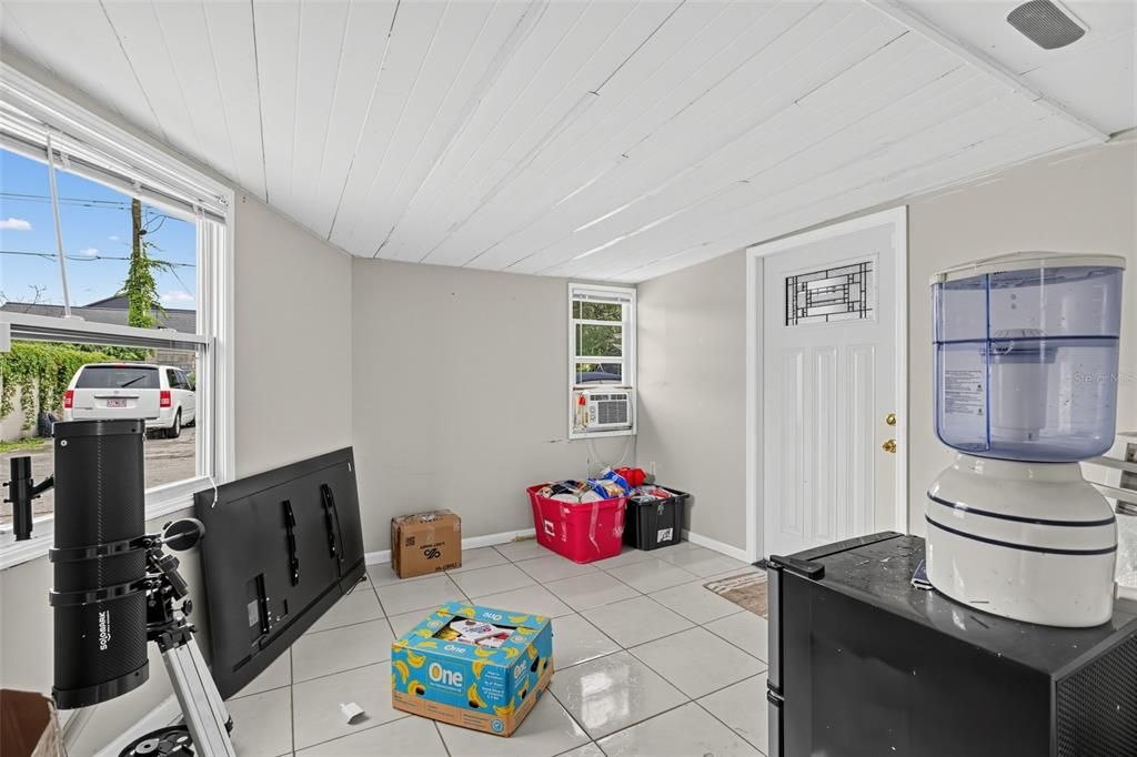 For Sale: $539,000 (4 beds, 2 baths, 2367 Square Feet)