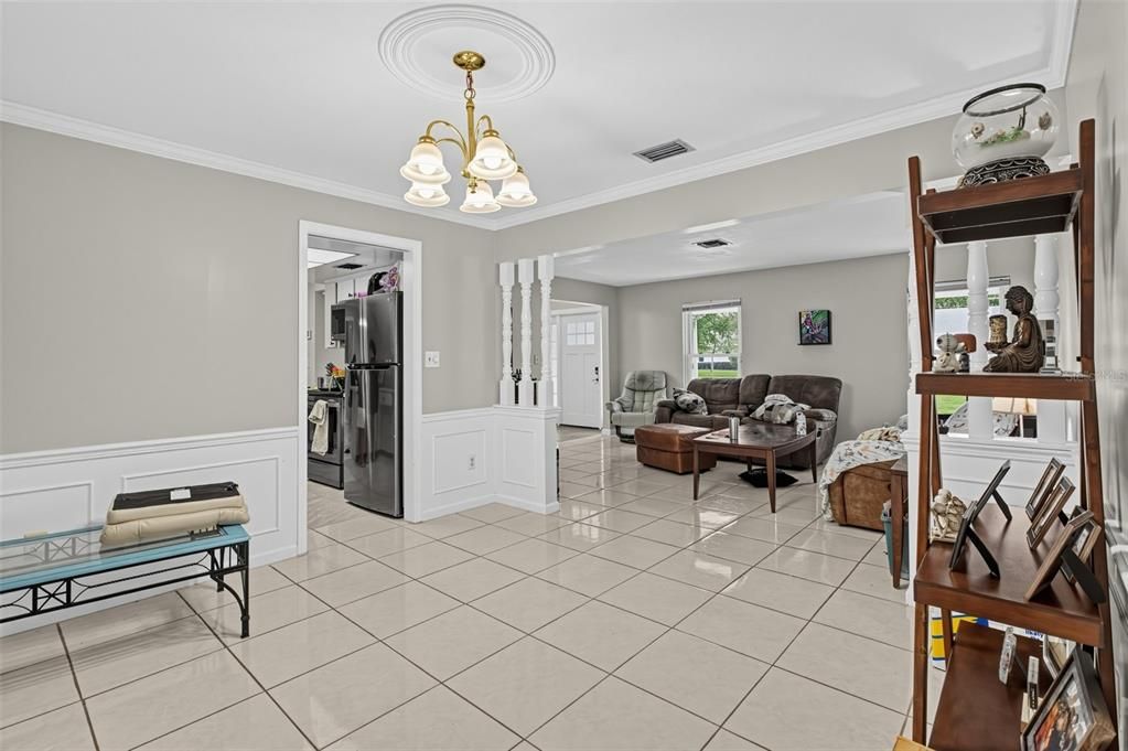 For Sale: $539,000 (4 beds, 2 baths, 2367 Square Feet)