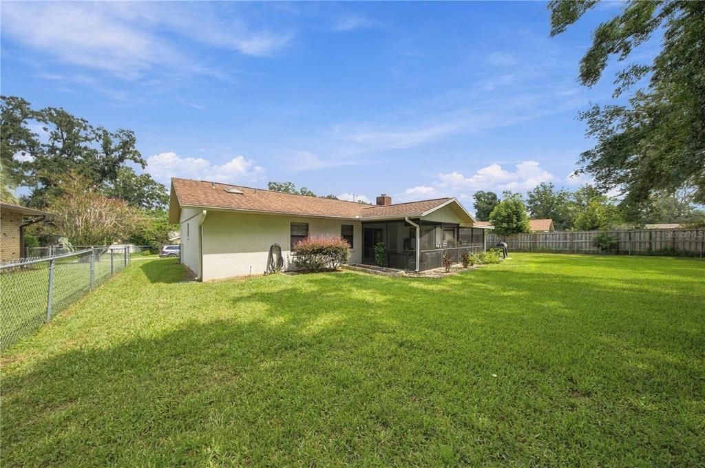 На продажу: $319,000 (3 спален, 2 ванн, 1630 Квадратных фут)