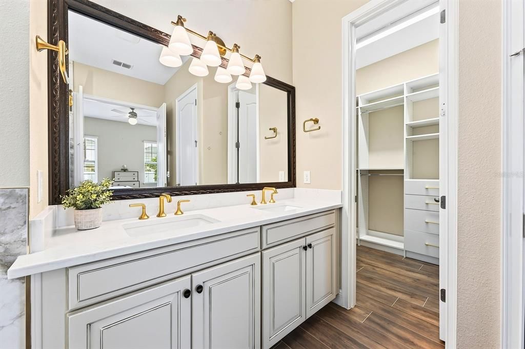 For Sale: $795,000 (4 beds, 3 baths, 2560 Square Feet)