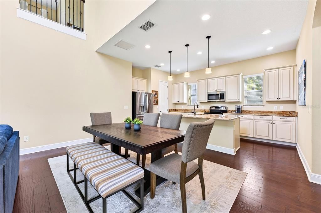For Sale: $795,000 (4 beds, 3 baths, 2560 Square Feet)