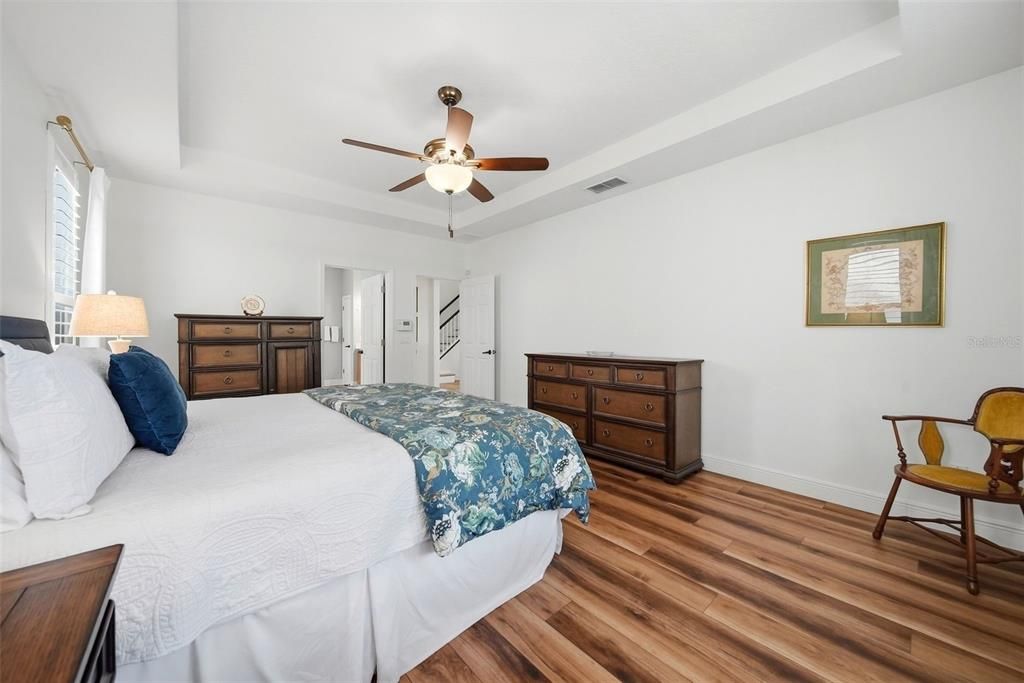En Venta: $635,000 (4 camas, 2 baños, 3046 Pies cuadrados)