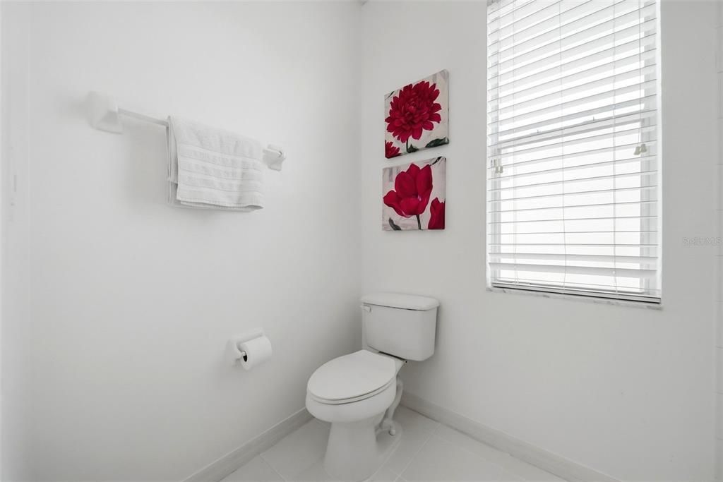 En Venta: $635,000 (4 camas, 2 baños, 3046 Pies cuadrados)
