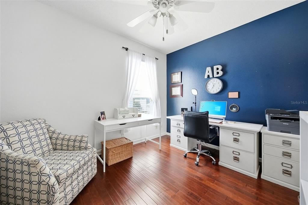 En Venta: $635,000 (4 camas, 2 baños, 3046 Pies cuadrados)