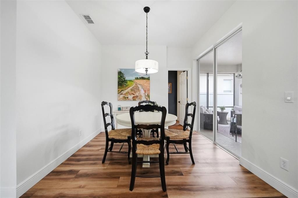 En Venta: $635,000 (4 camas, 2 baños, 3046 Pies cuadrados)