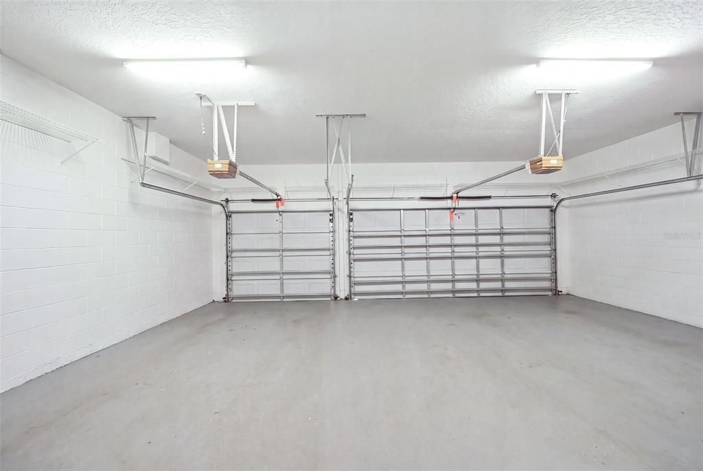 En Venta: $635,000 (4 camas, 2 baños, 3046 Pies cuadrados)