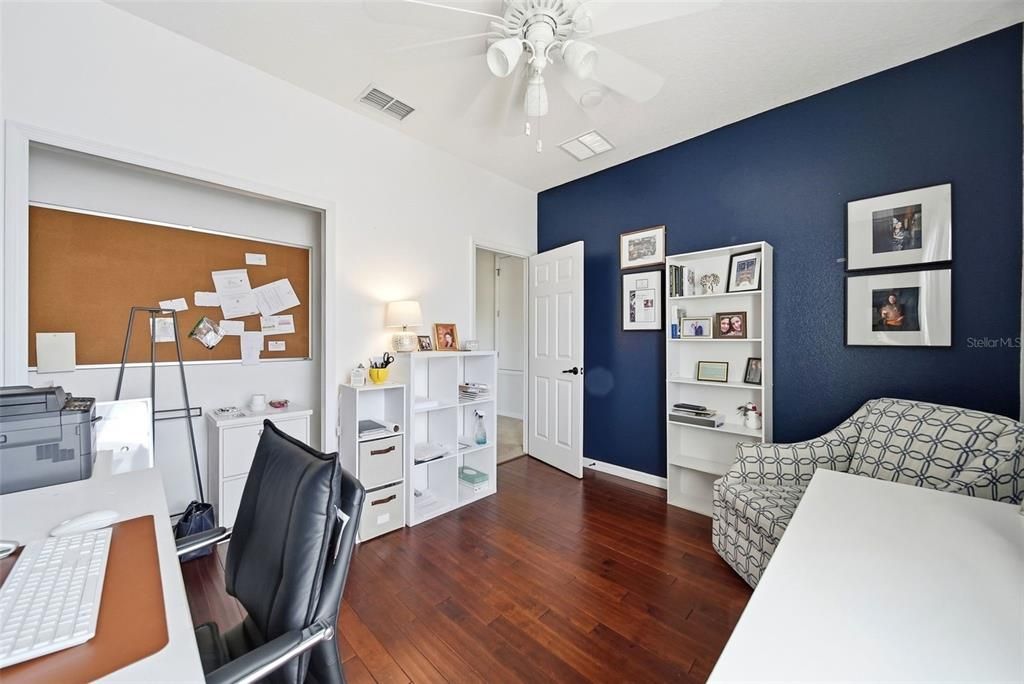 En Venta: $635,000 (4 camas, 2 baños, 3046 Pies cuadrados)
