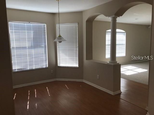En Renta: $2,400 (3 camas, 2 baños, 1828 Pies cuadrados)
