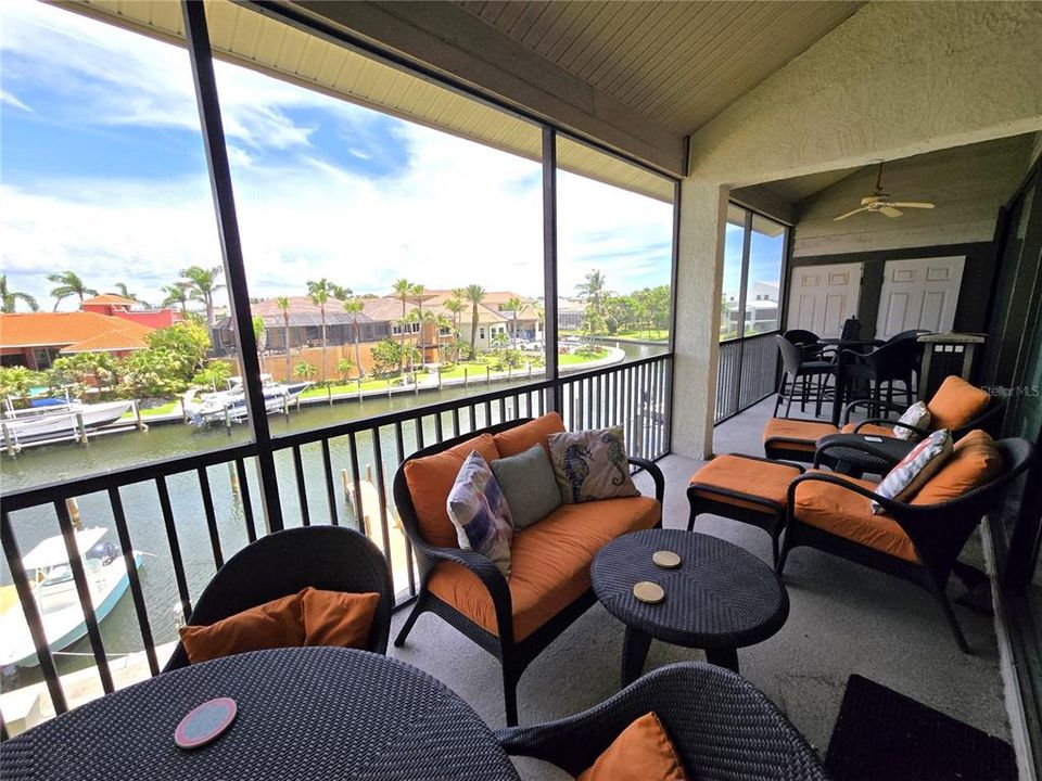 For Rent: $4,500 (3 beds, 3 baths, 2664 Square Feet)