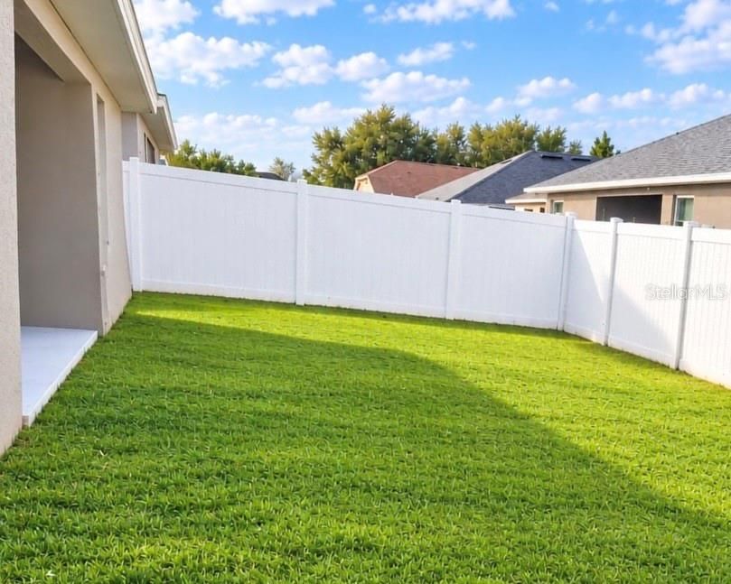 For Rent: $1,950 (4 beds, 2 baths, 1820 Square Feet)