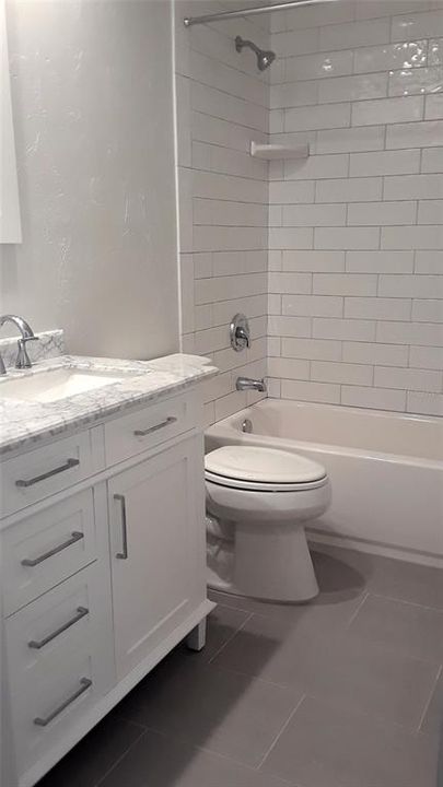 For Rent: $2,200 (4 beds, 2 baths, 1934 Square Feet)