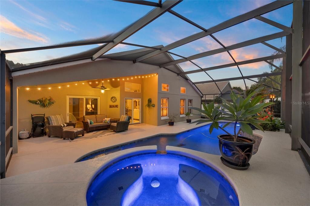 : $620,000 (4 camas, 2 baños, 2050 Pies cuadrados)