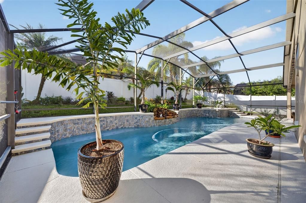 : $620,000 (4 camas, 2 baños, 2050 Pies cuadrados)