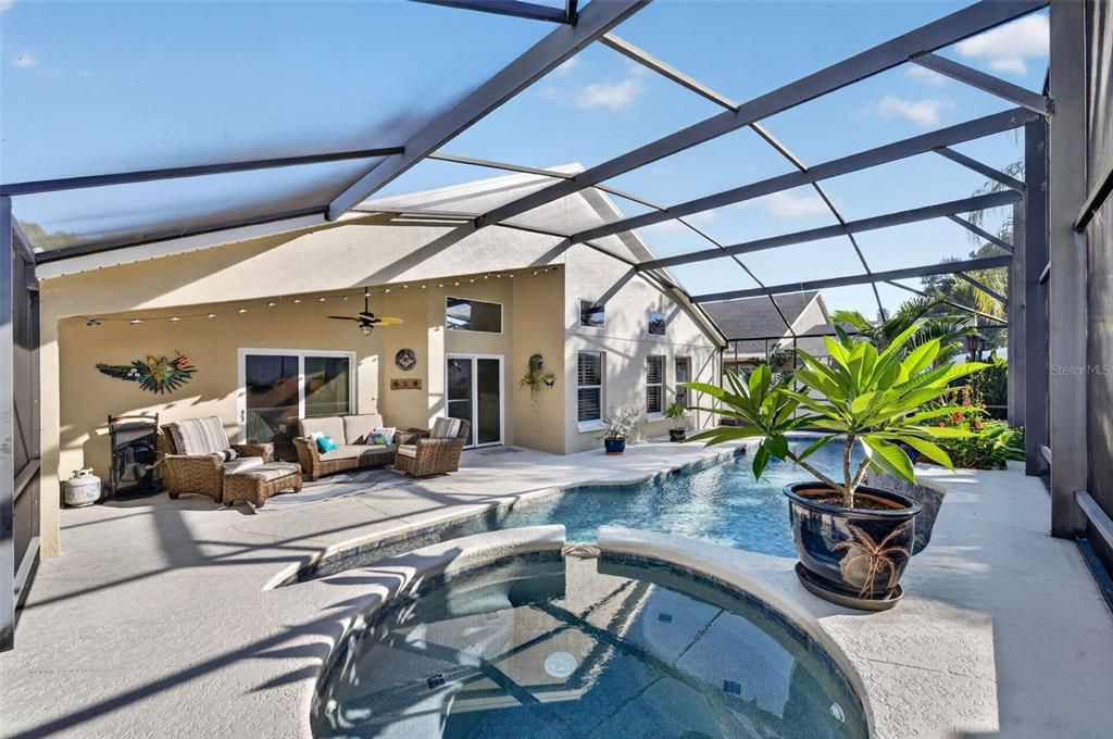 : $620,000 (4 camas, 2 baños, 2050 Pies cuadrados)