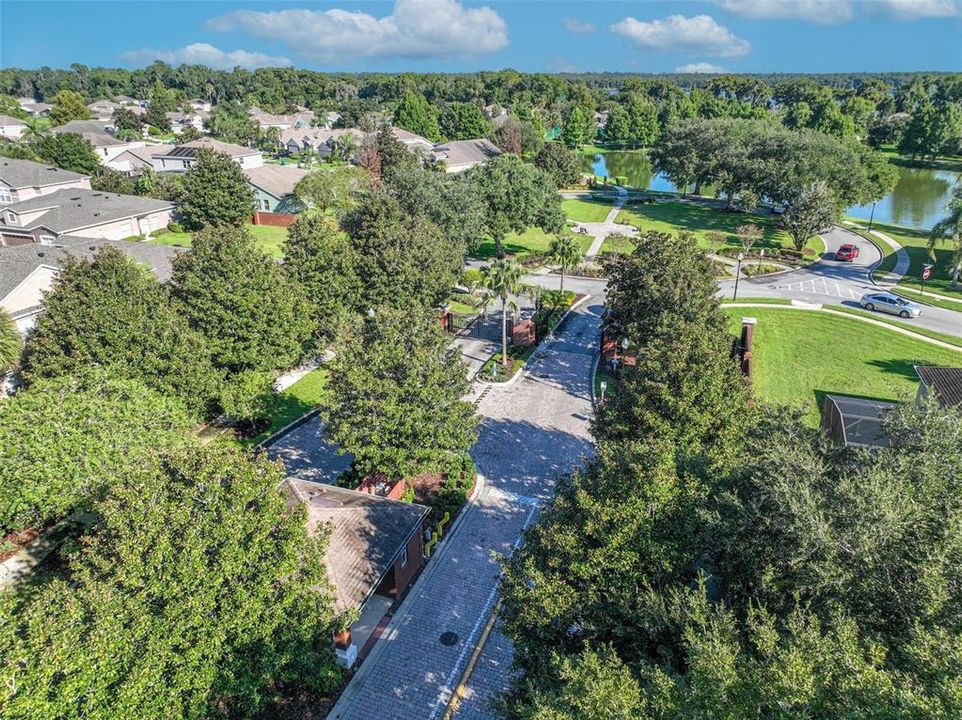 : $620,000 (4 camas, 2 baños, 2050 Pies cuadrados)