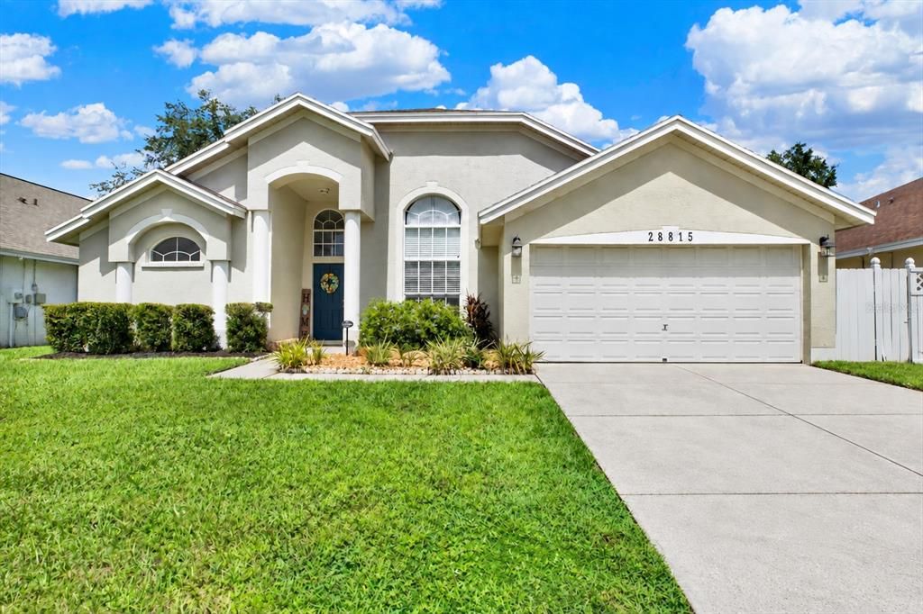 For Sale: $449,000 (3 beds, 2 baths, 1791 Square Feet)