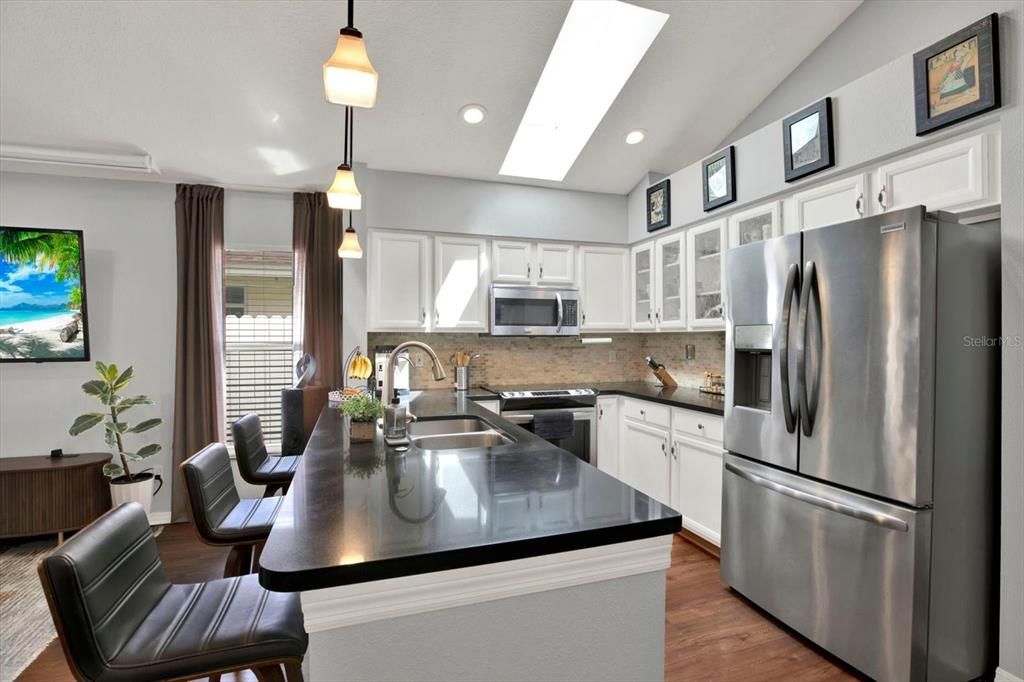 For Sale: $449,000 (3 beds, 2 baths, 1791 Square Feet)