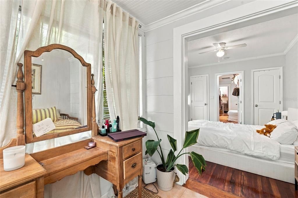 На продажу: $895,000 (3 спален, 0 ванн, 1374 Квадратных фут)