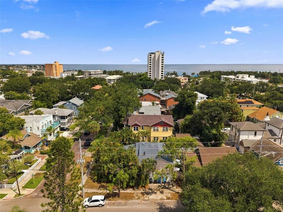 На продажу: $895,000 (3 спален, 0 ванн, 1374 Квадратных фут)