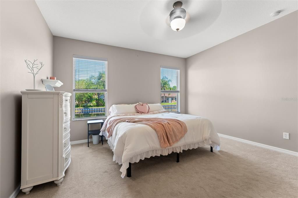 For Sale: $389,000 (3 beds, 2 baths, 1951 Square Feet)