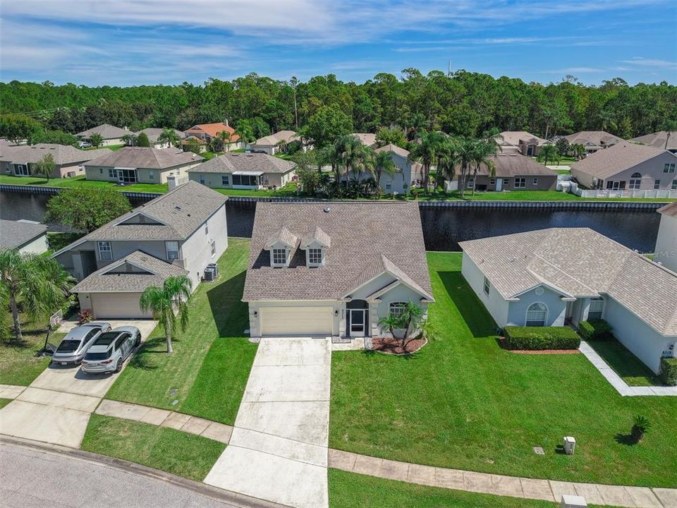 For Sale: $389,000 (3 beds, 2 baths, 1951 Square Feet)
