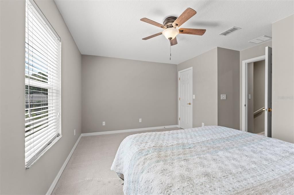 For Sale: $389,000 (3 beds, 2 baths, 1951 Square Feet)