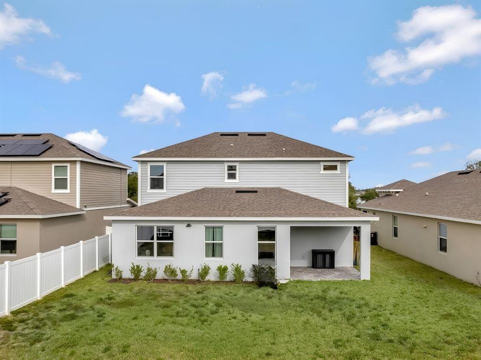 For Sale: $359,900 (4 beds, 3 baths, 2484 Square Feet)