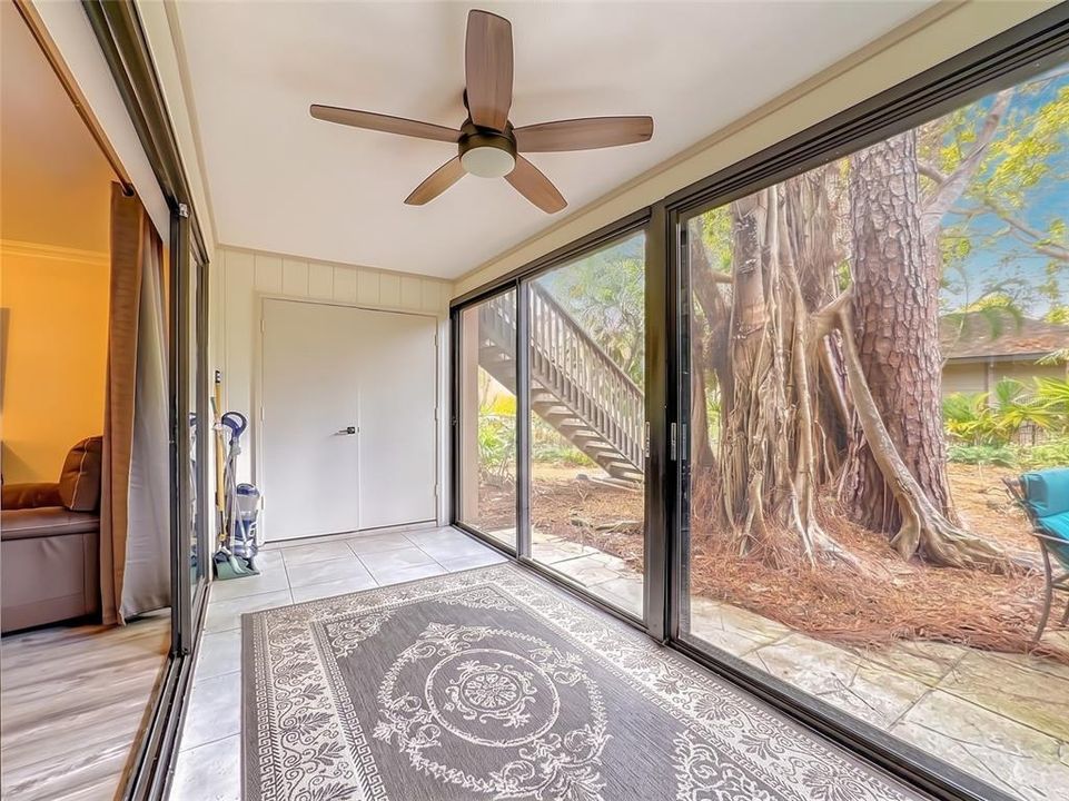 En Venta: $329,000 (2 camas, 2 baños, 1112 Pies cuadrados)