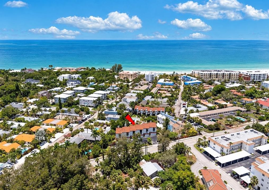 На продажу: $699,900 (2 спален, 2 ванн, 1446 Квадратных фут)