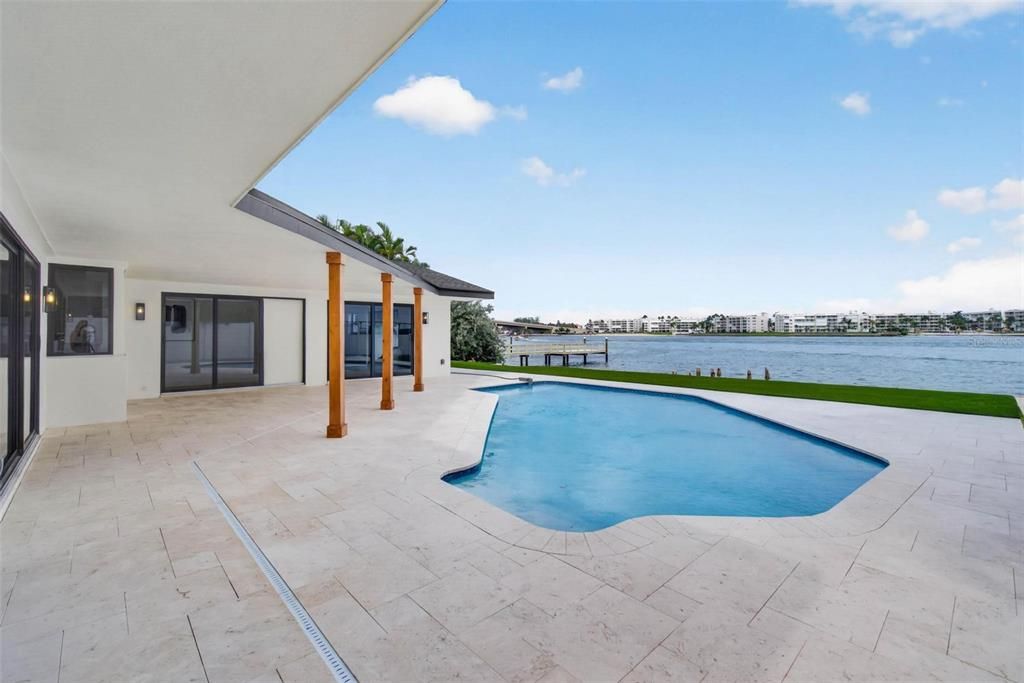 En Venta: $1,950,000 (4 camas, 3 baños, 2189 Pies cuadrados)