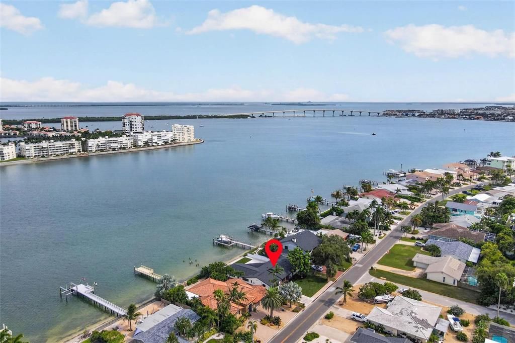 En Venta: $1,950,000 (4 camas, 3 baños, 2189 Pies cuadrados)