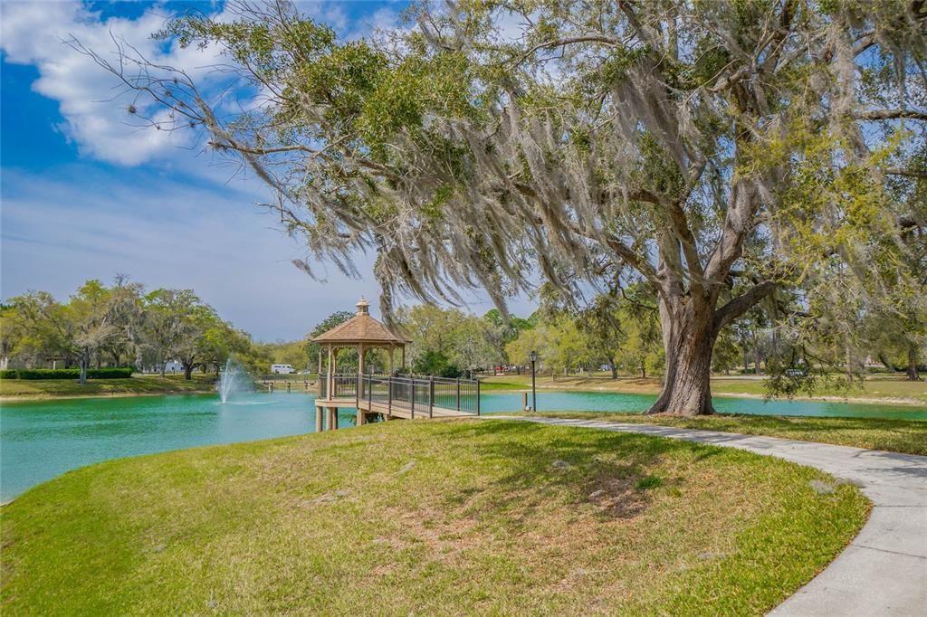 For Sale: $333,000 (4 beds, 2 baths, 2044 Square Feet)