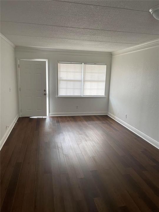 For Rent: $1,150 (1 beds, 1 baths, 624 Square Feet)