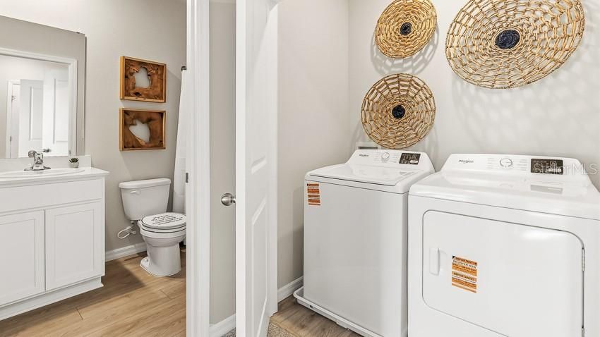 For Sale: $407,990 (3 beds, 2 baths, 1463 Square Feet)