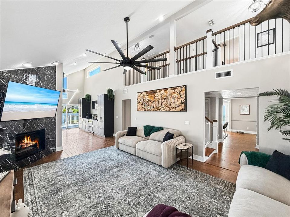 For Sale: $799,000 (3 beds, 2 baths, 2131 Square Feet)