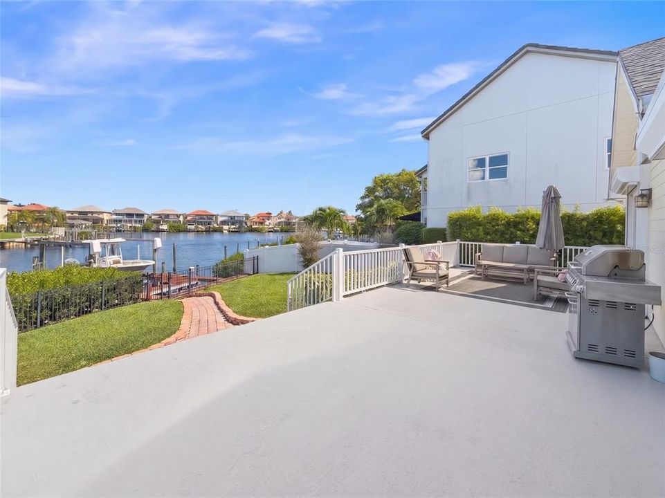 For Sale: $799,000 (3 beds, 2 baths, 2131 Square Feet)