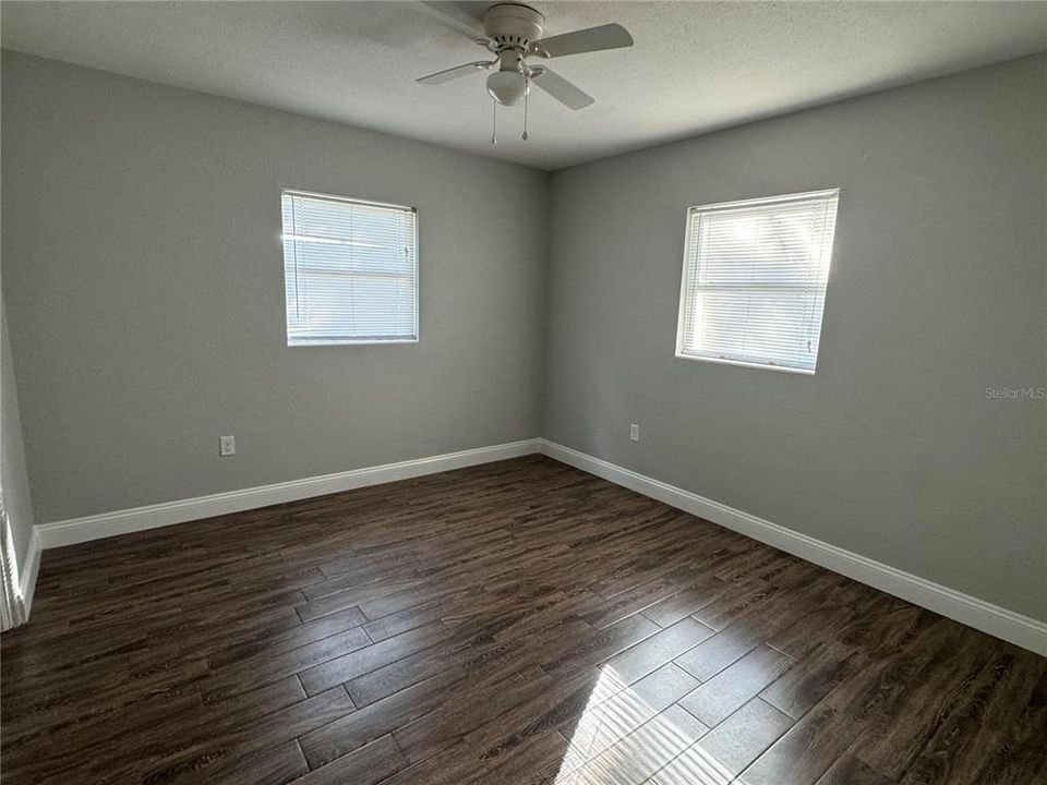 For Rent: $1,750 (2 beds, 1 baths, 780 Square Feet)
