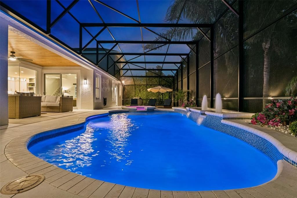 Activo con contrato: $1,125,000 (5 camas, 4 baños, 3768 Pies cuadrados)